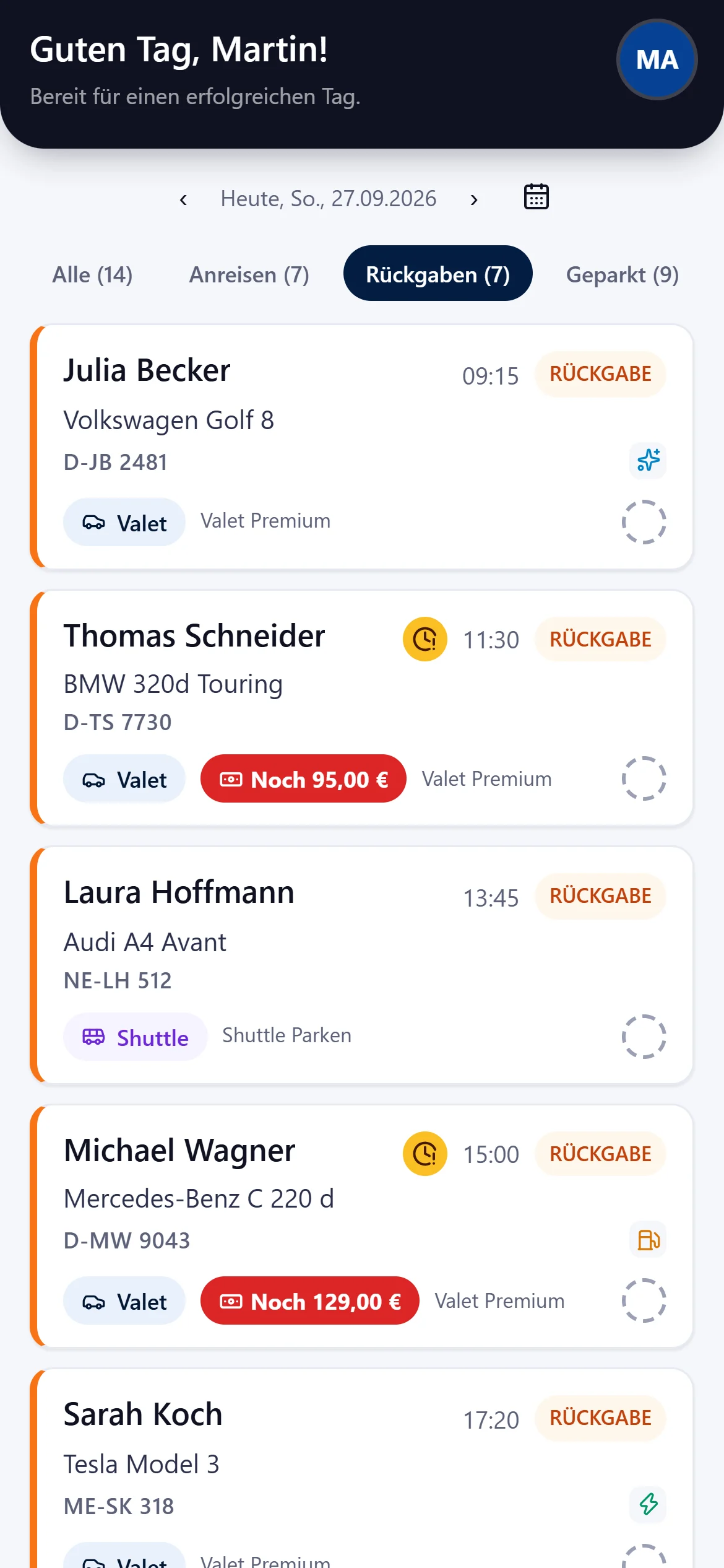 Leonix Mitarbeiter-App: heutige Rückgaben mit Hinweis-Icon bei verspätetem Rückflug